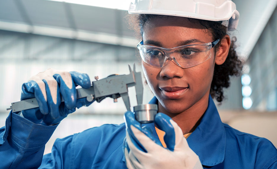 Quality-Inspector-with-VR-Training-VR-Headset-v3-Included